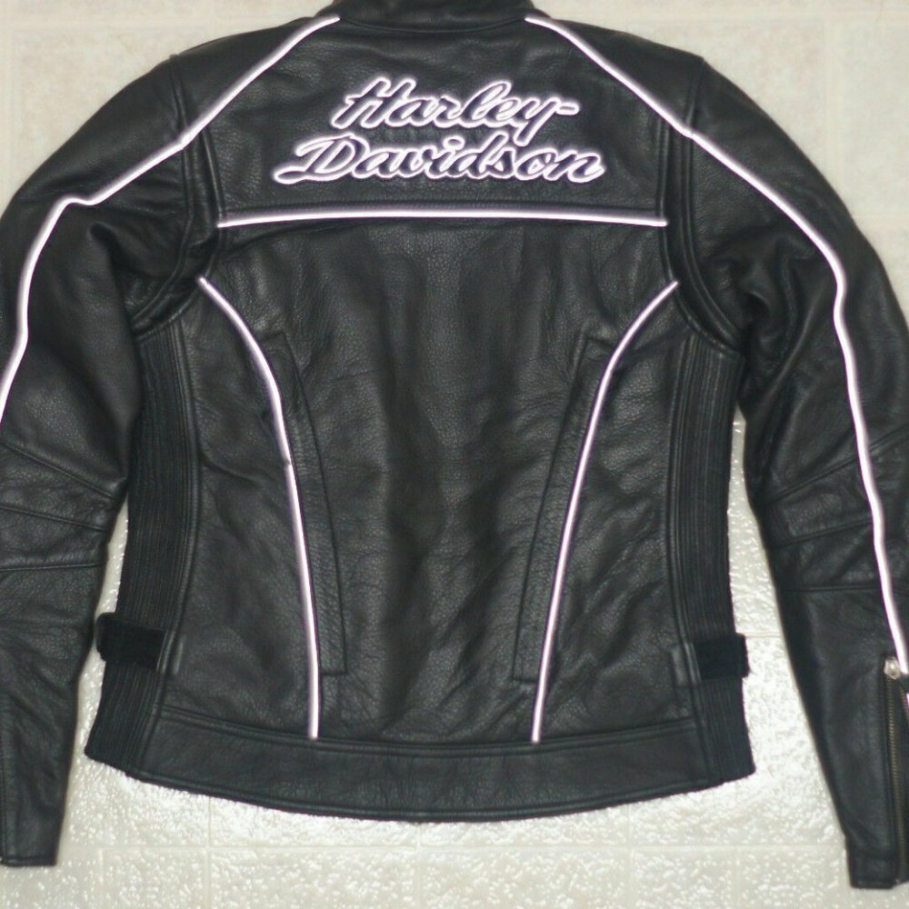 Women’s Harley Davidson Leather Jacket Small like new. - Picture 1 of 9